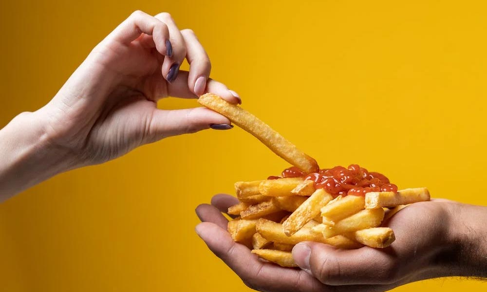 yeme-bozukluğu-tedavisinde-hipnoterapi-Türkiye