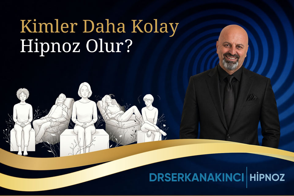 Promotional hypnosis banner: a smiling man in a black suit stands beside illustrated audience against a blue spiral backdrop, with Turkish title 'Kimler Daha Kolay Hipnoz Olur?' and gold ribbons at the bottom.